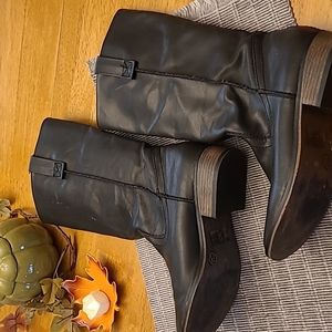 Dark Brown-Black Boots